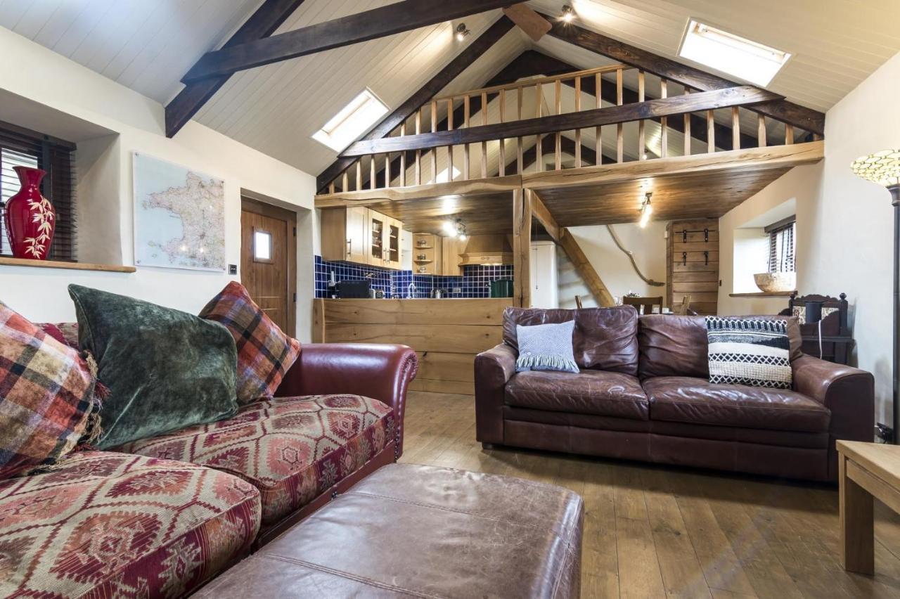Foxglove - Luxurious Barn Conversion - Blossom Farm Johnston Dış mekan fotoğraf